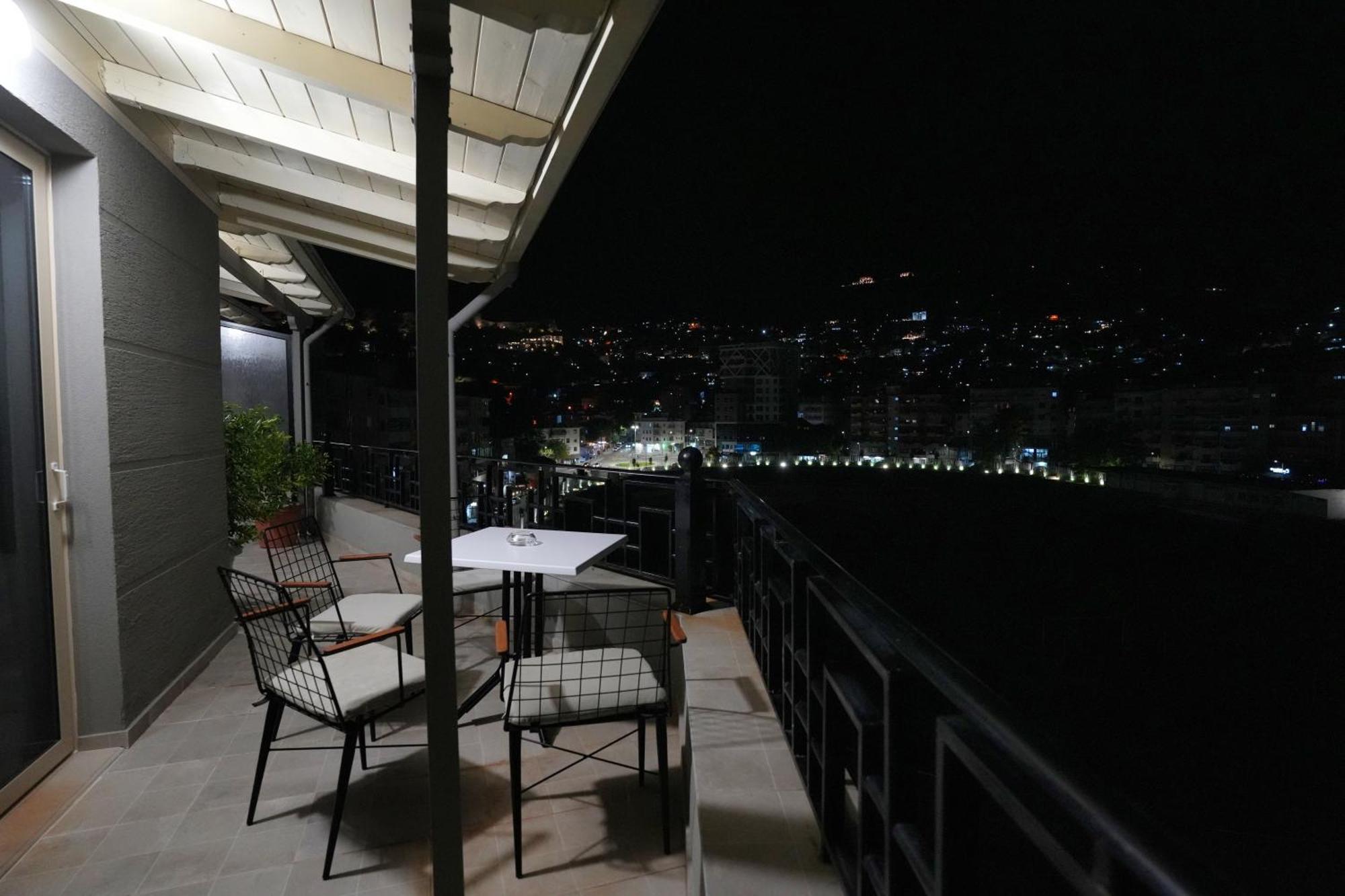 Rs Skendo Apartments Gjirokastër Dış mekan fotoğraf